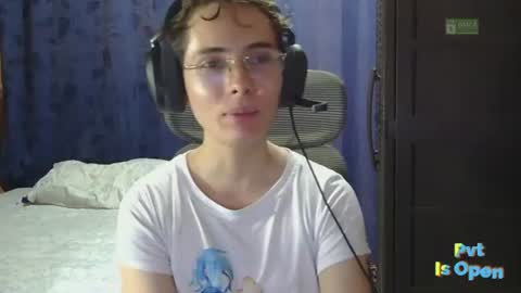 Snapshot of david_colombian chatting on 30, 6, 2026 ProgrammerBoy online show from 30, 6, 2026