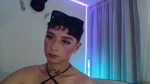 Snapshot of david_fox01 chatting on 26, 9, 2025 David Fox online show from 26, 9, 2025