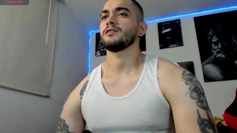 Snapshot of david_franco1 chatting on 17, 2, 2025 Twitter davidsanctum online show from 17, 2, 2025