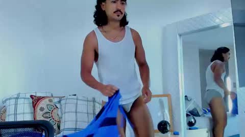 Snapshot of david_johnson372 chatting on 23, 9, 2025 Hey im David that loves to explore and speak their fantasies. Very open talktative and nice. Feel free to chat with me online show from 23, 9, 2025