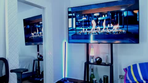 Hey im David that loves to explore and speak their fantasies. Very open talktative and nice. Feel free to chat with me online show from 13, 5, 2026