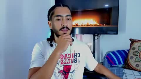 Hey im David that loves to explore and speak their fantasies. Very open talktative and nice. Feel free to chat with me online show from 11, 6, 2026