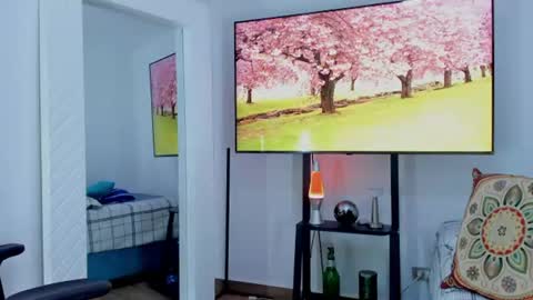 Hey im David that loves to explore and speak their fantasies. Very open talktative and nice. Feel free to chat with me online show from 17, 6, 2026