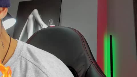 David Jons online show from 2, 10, 2025