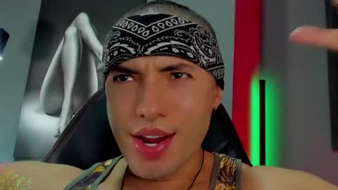 David Jons online show from 12, 11, 2025