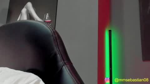 David Jons online show from 3, 12, 2025