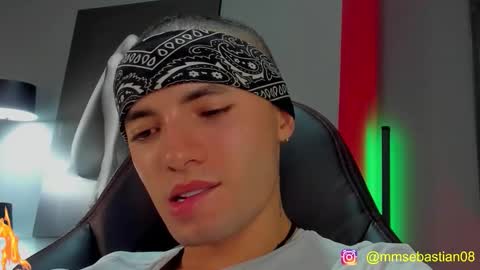 Snapshot of david_jons7 chatting on 13, 2, 2026 David Jons online show from 13, 2, 2026