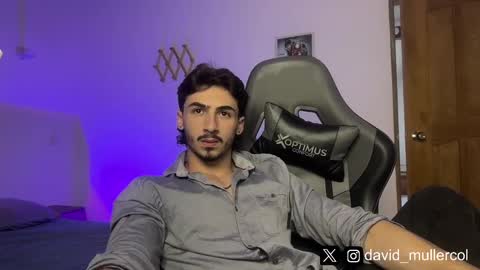 Snapshot of david_muller_ chatting on 23, 2, 2025 David online show from 23, 2, 2025