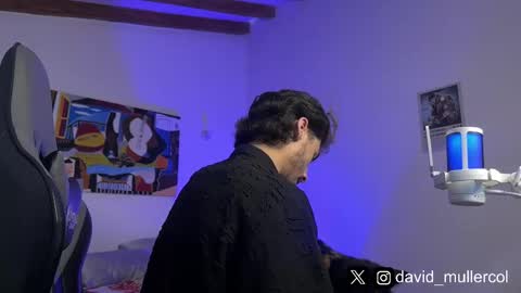 Snapshot of david_muller_ chatting on 9, 3, 2025 David online show from 9, 3, 2025
