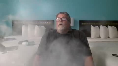 Snapshot of davidakafluffhorny4you chatting on 5, 4, 2026 davidakafluffhorny4you online show from 5, 4, 2026