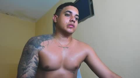 Snapshot of davidlenonn_ chatting on 12, 11, 2025 Lennon online show from 12, 11, 2025