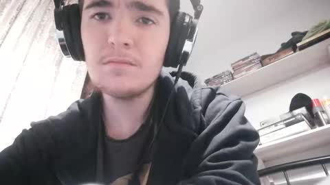 Snapshot of davidwood666 chatting on 31, 10, 2025 davidwood666 online show from 31, 10, 2025