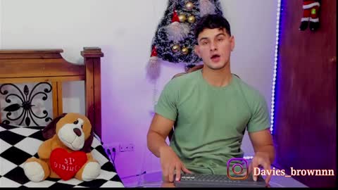 Davies brown    schedule 12pm to 5pm col time online show from 31, 12, 2024