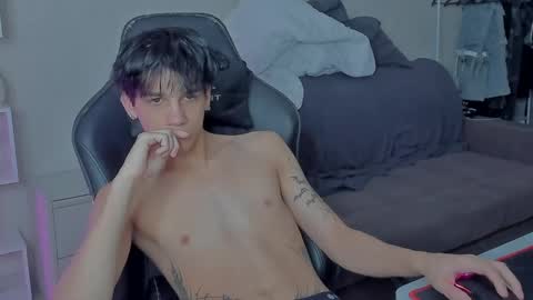 davis online show from 4, 12, 2024