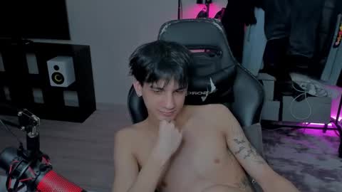 davis online show from 4, 3, 2025