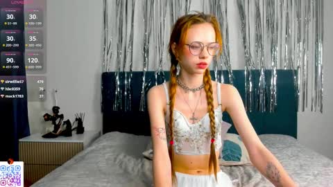Mia online show from 10, 3, 2025