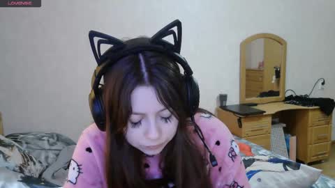 Alice online show from 14, 10, 2025