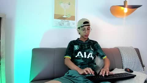 Snapshot of dax_blaze chatting on 8, 5, 2026 Dax online show from 8, 5, 2026