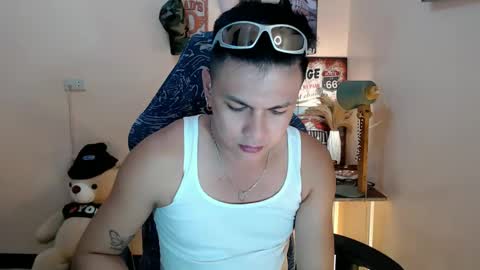 Snapshot of dax_x chatting on 8, 1, 2025 JC LOVER BOY online show from 8, 1, 2025