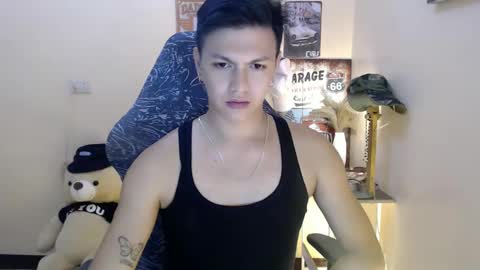 Snapshot of dax_x chatting on 19, 1, 2025 JC LOVER BOY online show from 19, 1, 2025