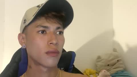 Snapshot of daxonreyy_ chatting on 22, 3, 2026 Daxon online show from 22, 3, 2026