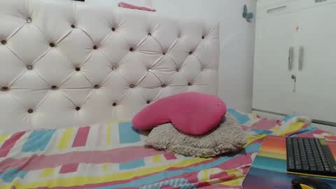 Snapshot of dayanats15 chatting on 7, 3, 2025 instagram catherin dayana reina online show from 7, 3, 2025