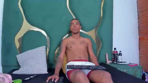 daylesandharry online show from 1, 12, 2025