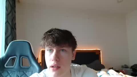 Snapshot of daypaul chatting on 8, 1, 2025 daypaul online show from 8, 1, 2025