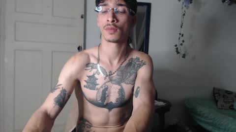 Snapshot of dazzayyy chatting on 15, 5, 2026 dazzayy online show from 15, 5, 2026