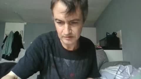 Snapshot of dazzill chatting on 27, 10, 2025 Dazzill online show from 27, 10, 2025