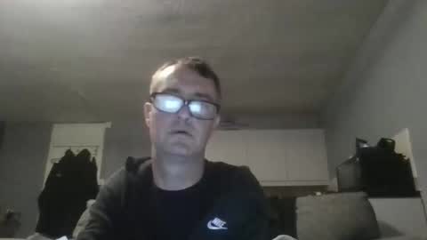 Dazzill online show from 7, 11, 2025