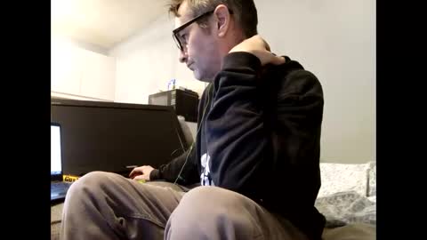 Dazzill online show from 11, 1, 2026