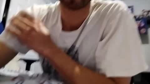 Snapshot of dc4mcpt chatting on 19, 12, 2024 DC4mCPT online show from 19, 12, 2024