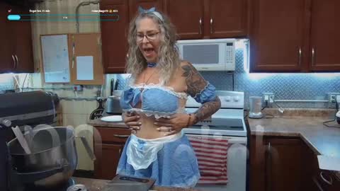 dd_delish online show from 15, 4, 2026