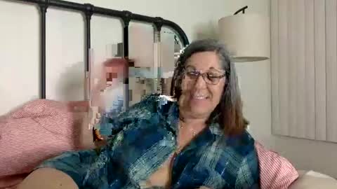 DDMolly online show from 18, 4, 2026