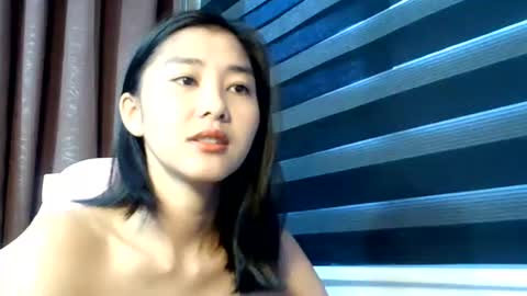 Snapshot of de_amore chatting on 27, 10, 2025 Angel online show from 27, 10, 2025