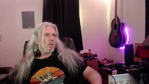 Snapshot of deaconoddeye chatting on 19, 12, 2025 deaconoddeye online show from 19, 12, 2025