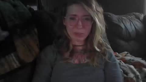 Snapshot of deadfunny chatting on 9, 3, 2025 We fell. online show from 9, 3, 2025