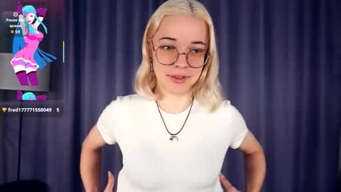 Charlie 18yo online show from 13, 11, 2025