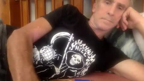 Snapshot of deanofflove2210 chatting on 4, 12, 2024 deanofflove2210 online show from 4, 12, 2024