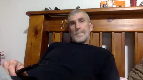 Snapshot of deanofflove2210 chatting on 4, 1, 2025 deanofflove2210 online show from 4, 1, 2025