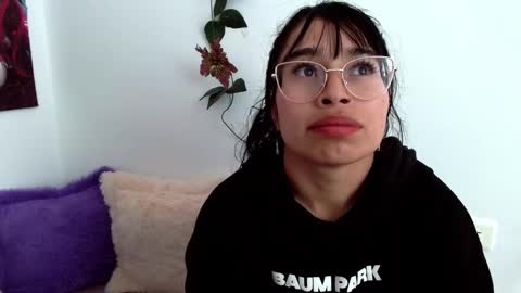 Snapshot of dearabbie chatting on 5, 2, 2025 DearAbbie online show from 5, 2, 2025