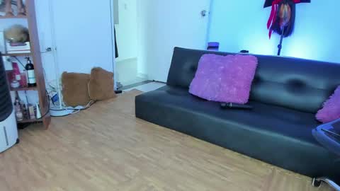 Snapshot of dearmilu28 chatting on 10, 2, 2025 dearmilu28 online show from 10, 2, 2025