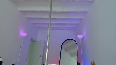Snapshot of dearmilu28 chatting on 10, 3, 2025 dearmilu28 online show from 10, 3, 2025