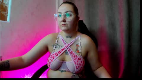 Debbie Mon Tue Fri Sun Sat GMT 3 1000am - 0400pm  online show from 13, 12, 2024