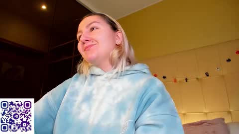 Debbie Mon Tue Fri Sun Sat GMT 3 1000am - 0400pm  online show from 7, 11, 2025