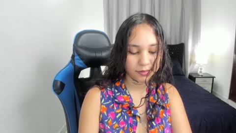 Snapshot of debora_brown_ chatting on 8, 9, 2025 Dbora online show from 8, 9, 2025