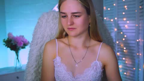 Snapshot of deboralarson chatting on 25, 9, 2025 Debora online show from 25, 9, 2025