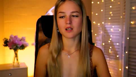 Debora online show from 13, 11, 2025