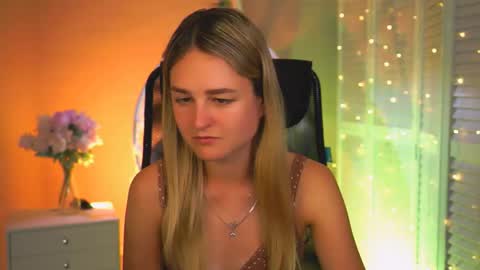 Snapshot of deboralarson chatting on 16, 5, 2026 Debora online show from 16, 5, 2026